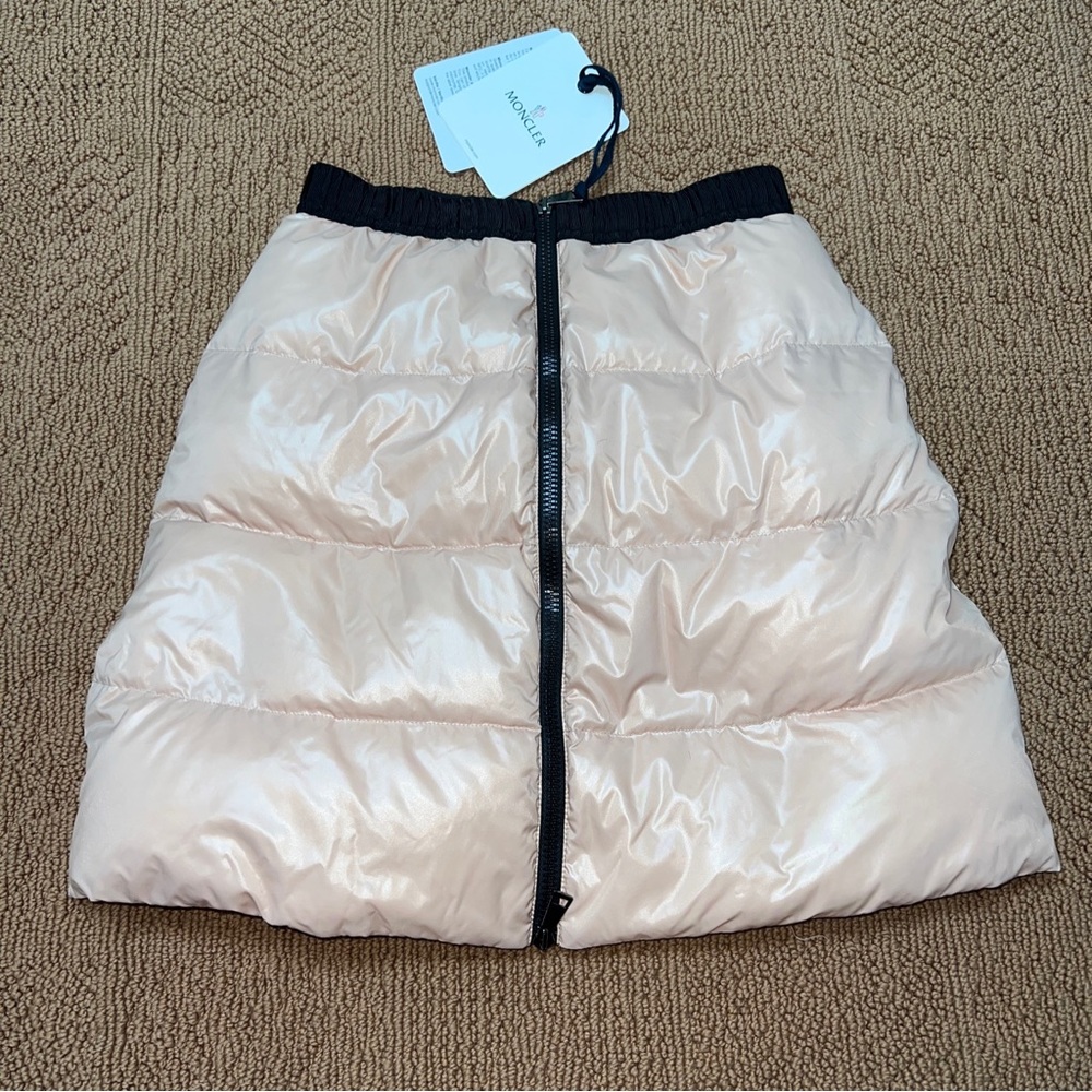 NWT MONCLER GONNA pink Puffer  Mini Skirt Size 40￼￼